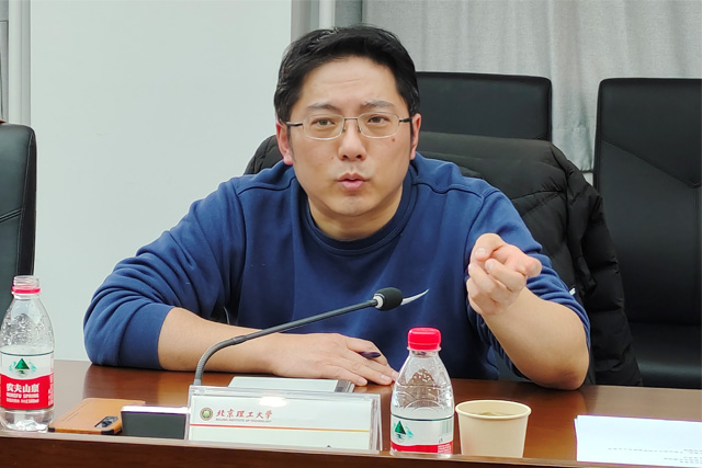 伟德bv国际体育与党委宣传部联合开展红色军工文化资源融入思政课教学集体备课会2.jpg