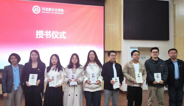 伟德bv国际体育召开全体学生大会6.jpg